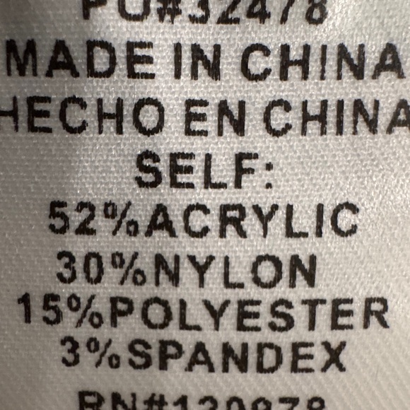 031:  ENTRO NWT SWEATER CARDIGAN (C) - Picture 3 of 3